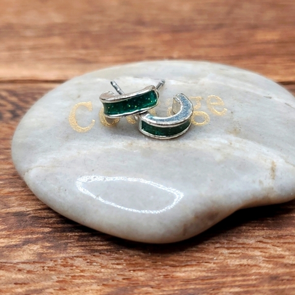 Emerald Drop Hoop Earrings – Gena Myint E406 emerald green‎ sparkle glitter half hoop earrings